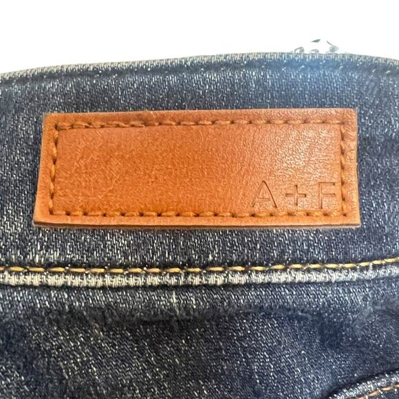 Abercrombie Harper Ankle Jeans sz 26 *short* Dark Wash Blue Skinny Denim Raw Hem - Picture 7 of 10